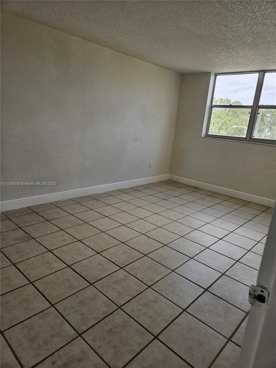 1805 Sans Souci Blvd 302, North Miami, Florida 33181, 2 Bedrooms Bedrooms, ,2 BathroomsBathrooms,Residential,For Sale,1805 Sans Souci Blvd 302,A11508516