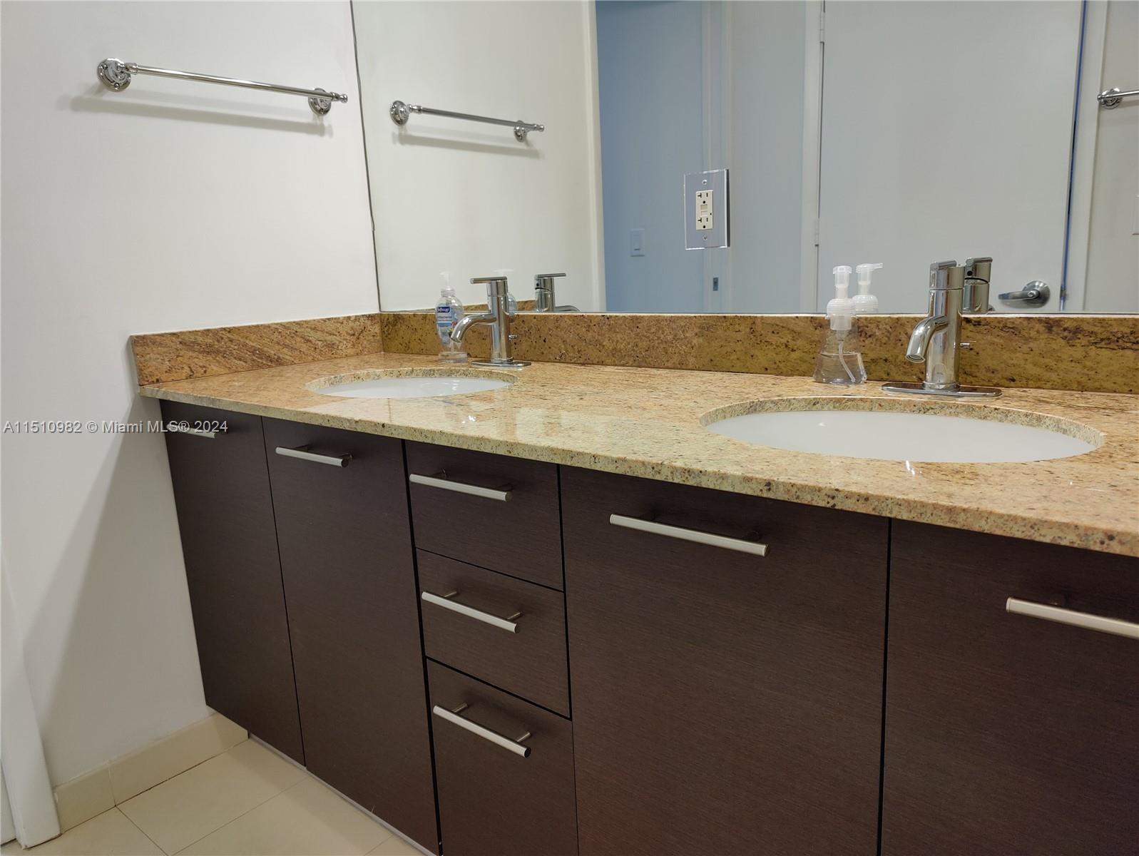 3029 NE 188th St 101, Aventura, Florida 33180, 2 Bedrooms Bedrooms, ,2 BathroomsBathrooms,Residentiallease,For Rent,3029 NE 188th St 101,A11510982