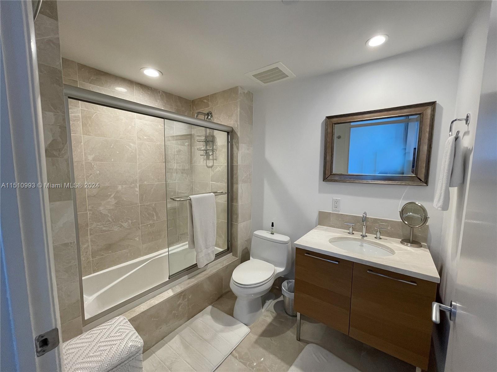 17001 Collins Ave 3008, Sunny Isles Beach, Florida 33160, 4 Bedrooms Bedrooms, ,4 BathroomsBathrooms,Residentiallease,For Rent,17001 Collins Ave 3008,A11510993