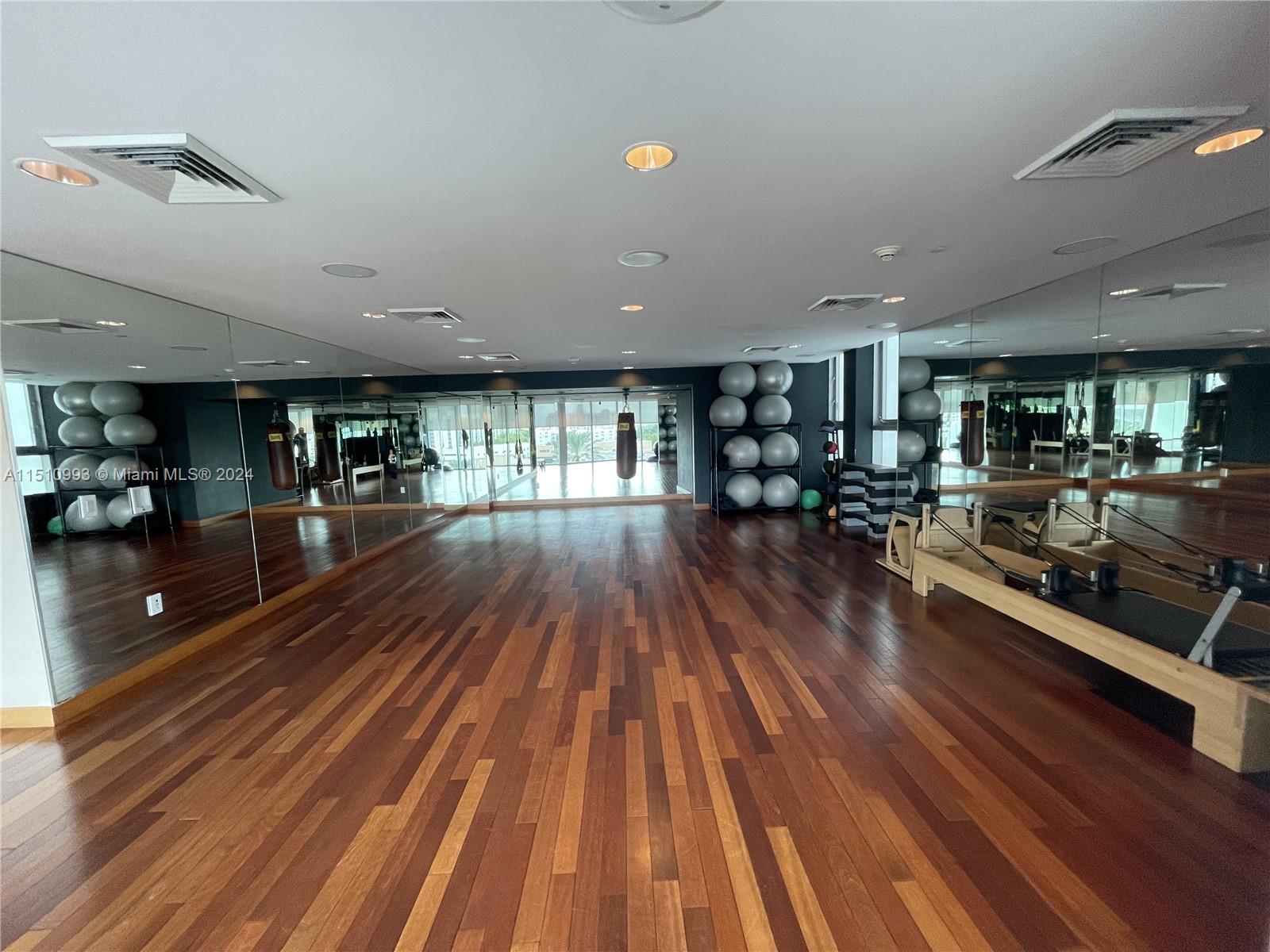 17001 Collins Ave 3008, Sunny Isles Beach, Florida 33160, 4 Bedrooms Bedrooms, ,4 BathroomsBathrooms,Residentiallease,For Rent,17001 Collins Ave 3008,A11510993
