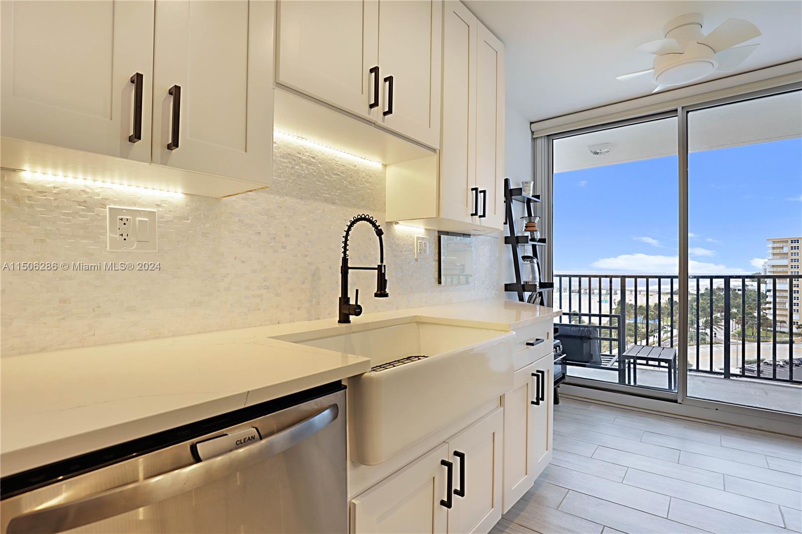525 N Ocean Blvd 1125, Pompano Beach, Florida 33062, 2 Bedrooms Bedrooms, ,2 BathroomsBathrooms,Residentiallease,For Rent,525 N Ocean Blvd 1125,A11506286