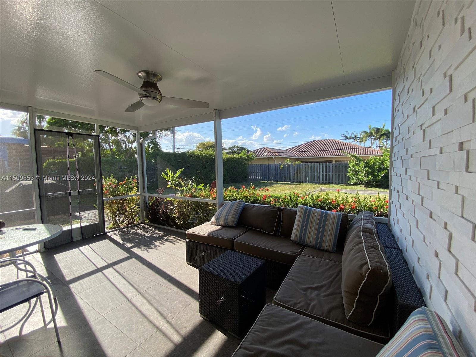 1759-1764 NE 45th St, Oakland Park, Florida 33334, ,Residentialincome,For Sale,1759-1764 NE 45th St,A11509853
