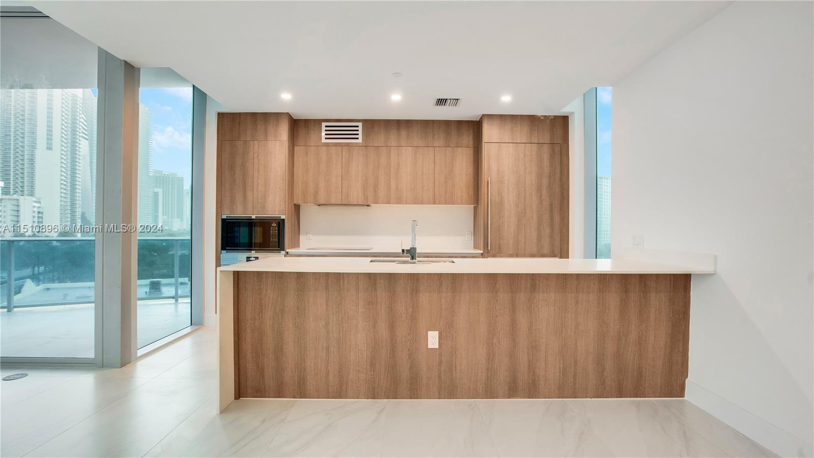 17550 Collins Ave 501, Sunny Isles Beach, Florida 33160, 3 Bedrooms Bedrooms, ,3 BathroomsBathrooms,Residential,For Sale,17550 Collins Ave 501,A11510896