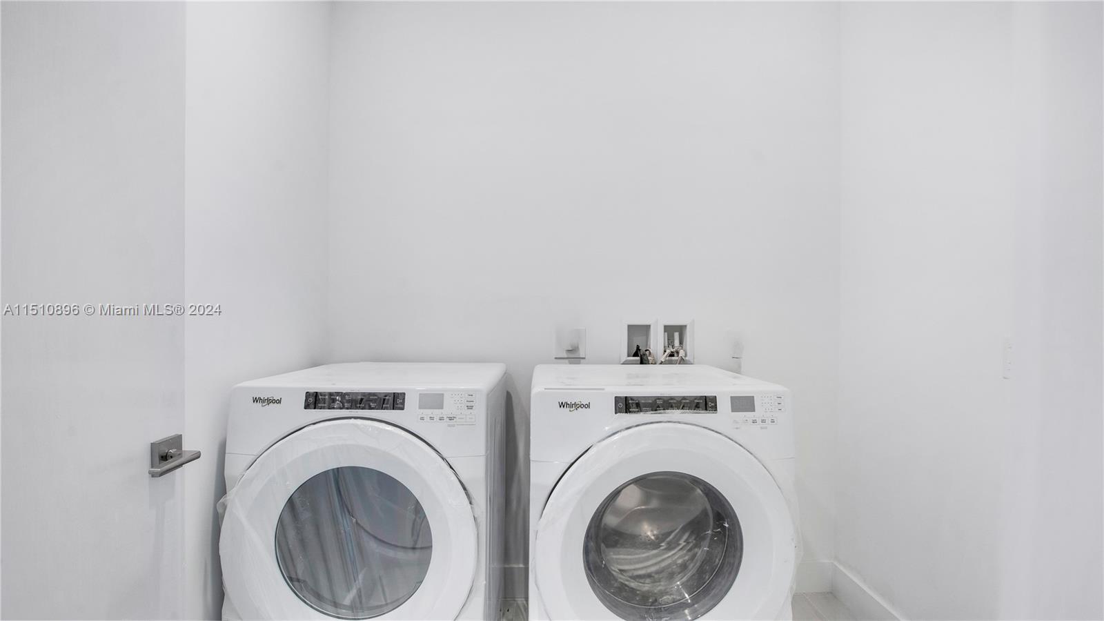 17550 Collins Ave 501, Sunny Isles Beach, Florida 33160, 3 Bedrooms Bedrooms, ,3 BathroomsBathrooms,Residential,For Sale,17550 Collins Ave 501,A11510896