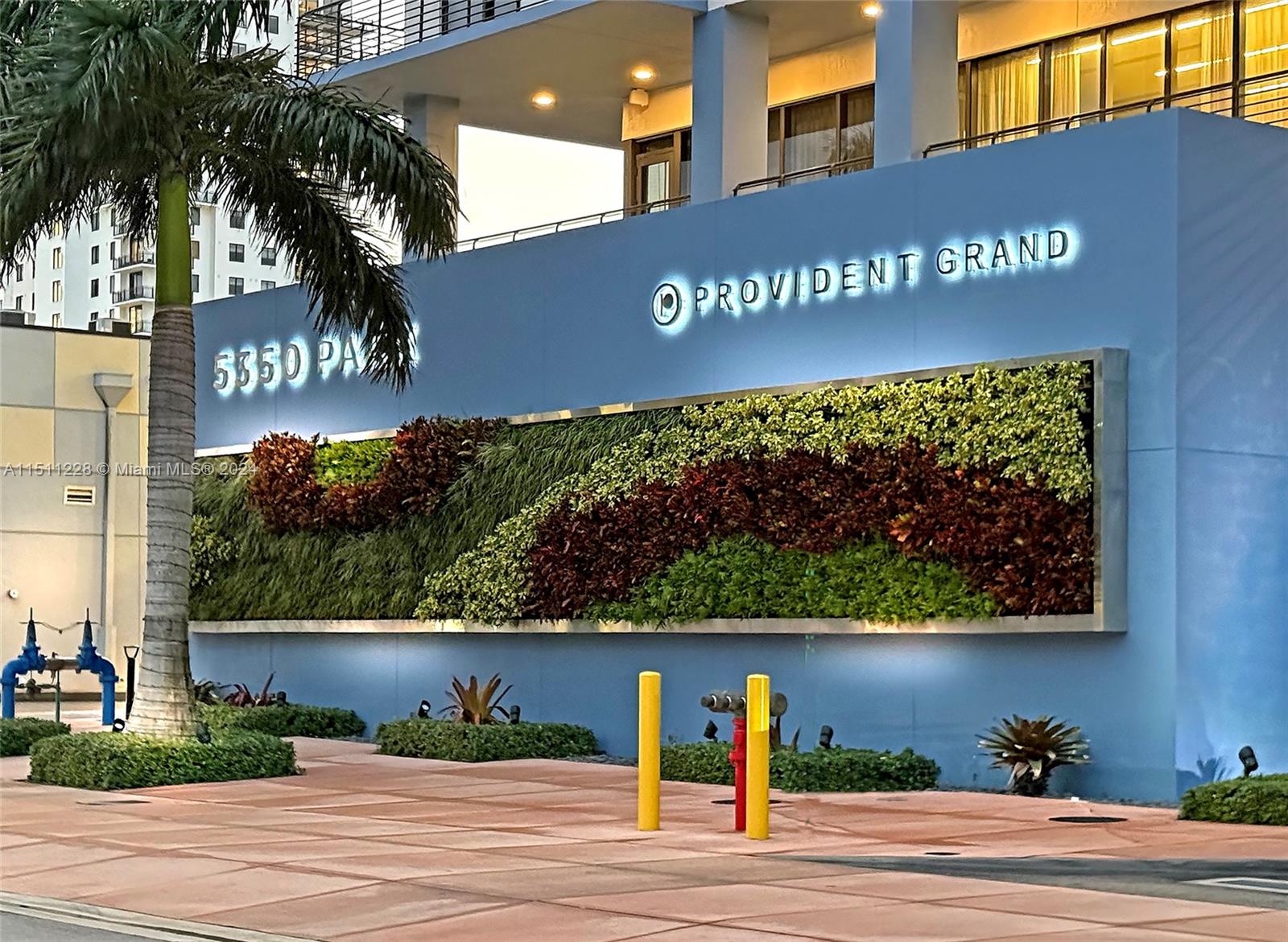 5350 NW 84th Ave 804, Doral, Florida 33166, 2 Bedrooms Bedrooms, ,2 BathroomsBathrooms,Residential,For Sale,5350 NW 84th Ave 804,A11511228