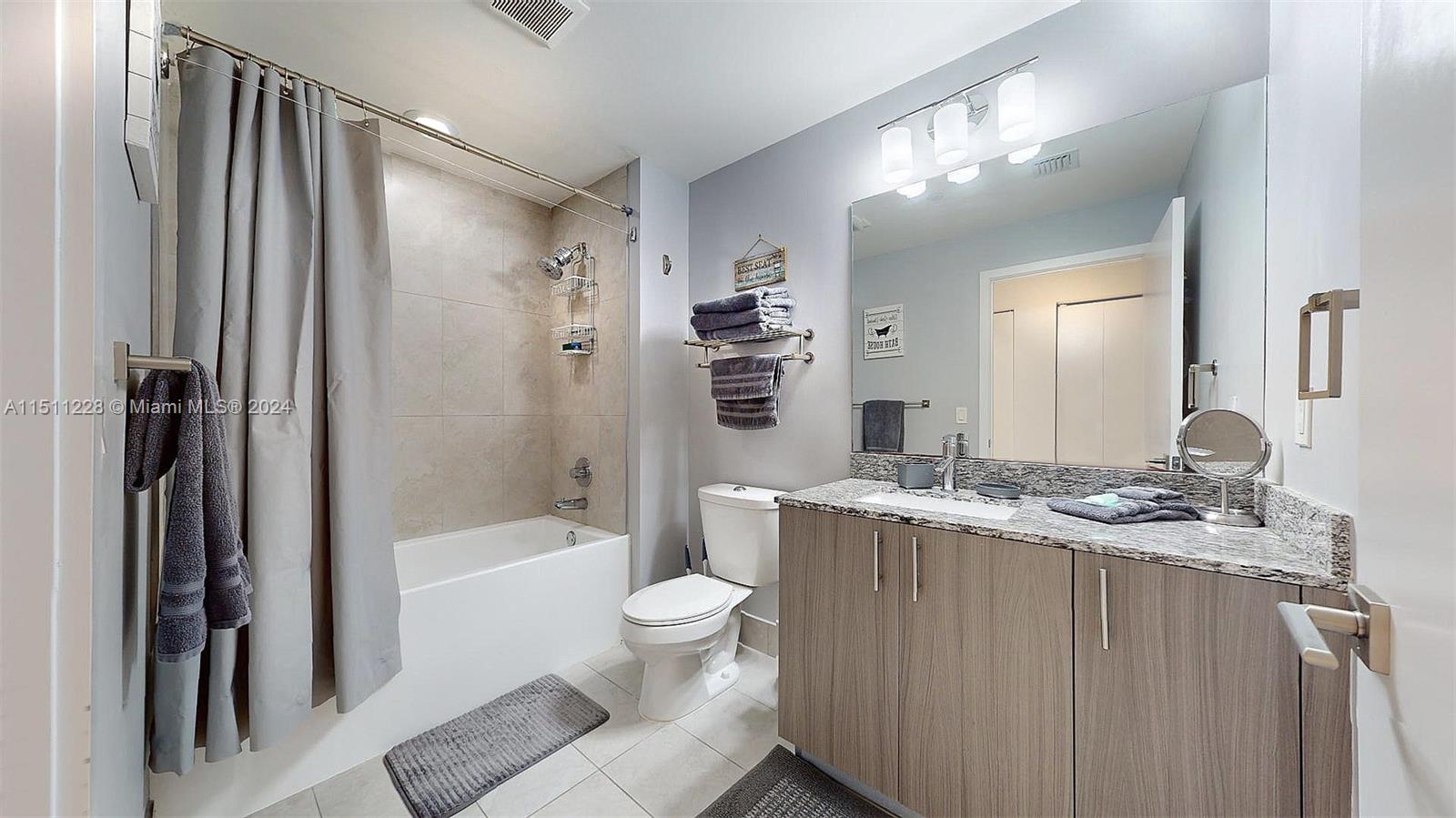 5350 NW 84th Ave 804, Doral, Florida 33166, 2 Bedrooms Bedrooms, ,2 BathroomsBathrooms,Residential,For Sale,5350 NW 84th Ave 804,A11511228