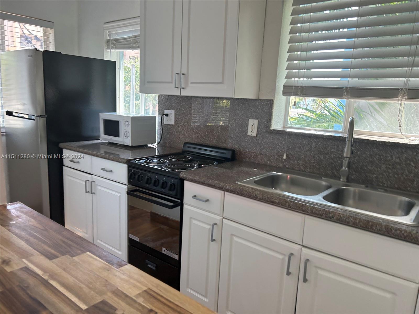 Miami Beach, Florida 33141, ,Residentialincome,For Sale,A11511280