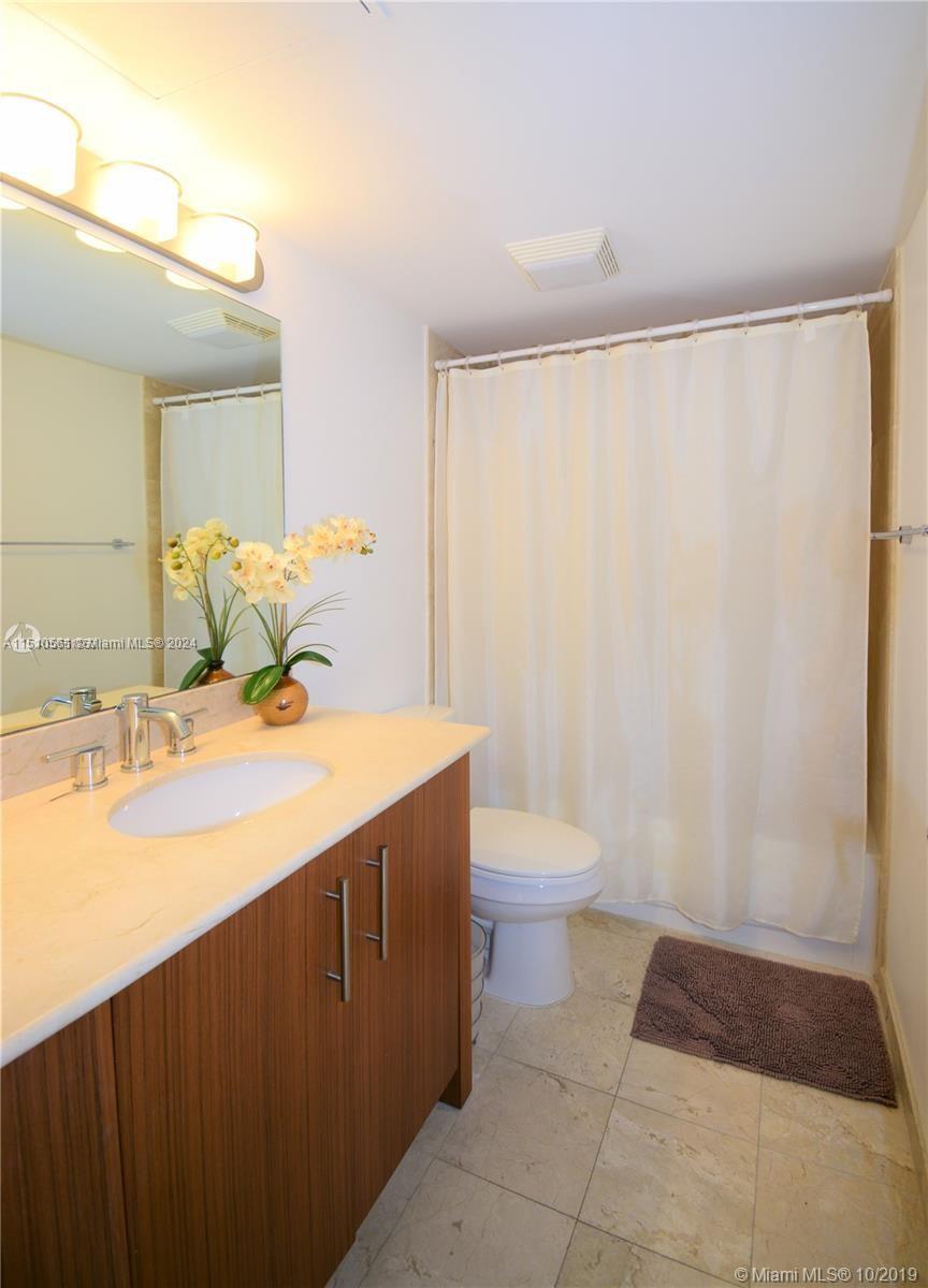 10275 Collins Ave 521, Bal Harbour, Florida 33154, 2 Bedrooms Bedrooms, ,2 BathroomsBathrooms,Residentiallease,For Rent,10275 Collins Ave 521,A11510561