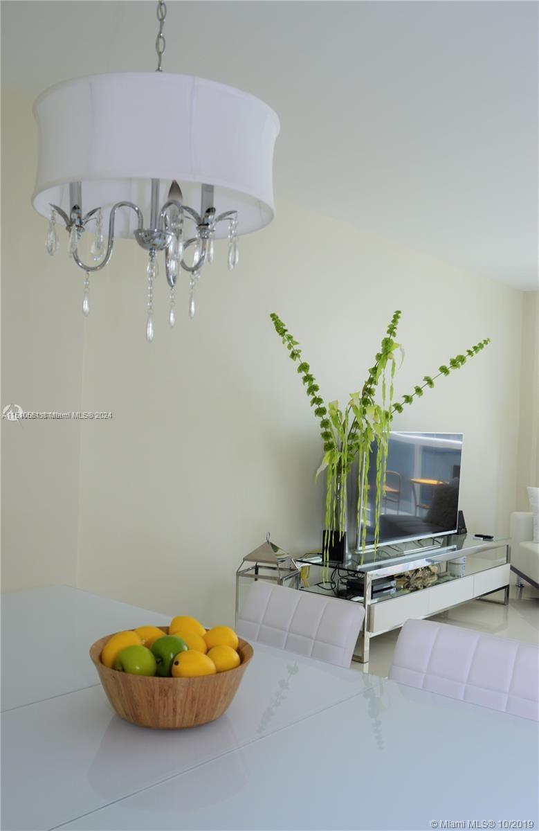 10275 Collins Ave 521, Bal Harbour, Florida 33154, 2 Bedrooms Bedrooms, ,2 BathroomsBathrooms,Residentiallease,For Rent,10275 Collins Ave 521,A11510561