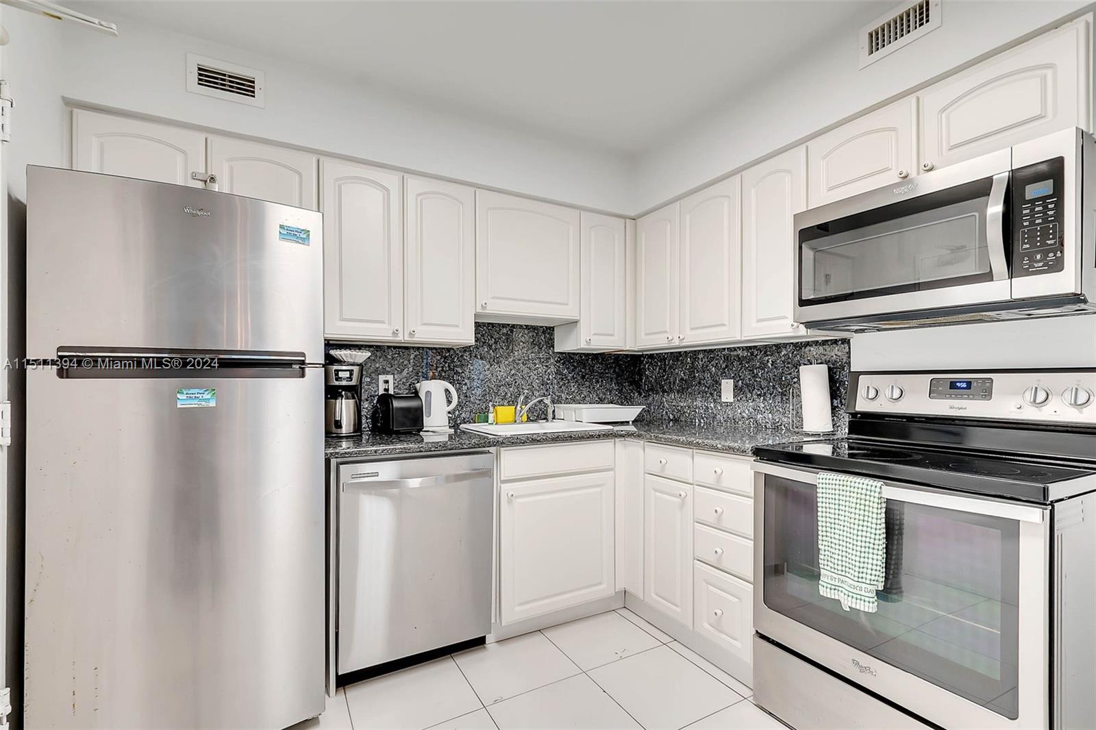 5151 Collins Ave 625, Miami Beach, Florida 33140, 2 Bedrooms Bedrooms, ,2 BathroomsBathrooms,Residential,For Sale,5151 Collins Ave 625,A11511394