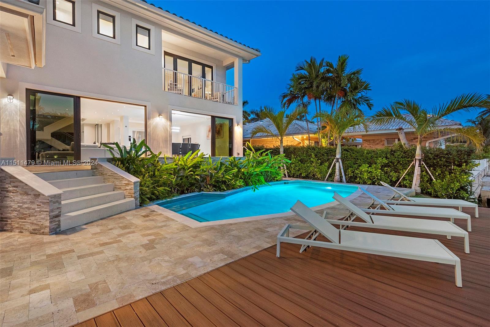 850 Washington St, Hollywood, Florida 33019, 5 Bedrooms Bedrooms, ,5 BathroomsBathrooms,Residentiallease,For Rent,850 Washington St,A11511479