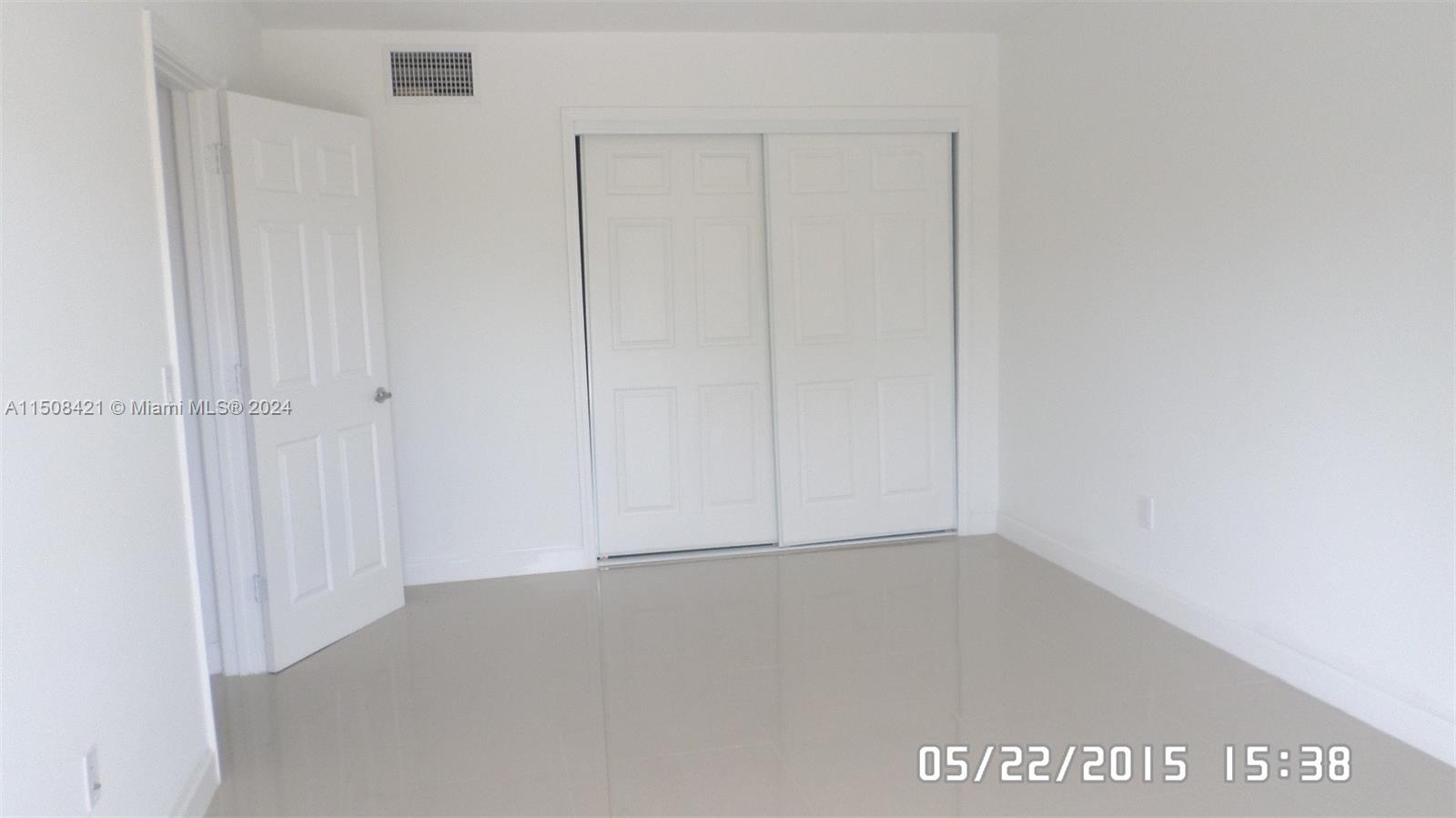 11750 NE 16th Ave 409, Miami, Florida 33161, 2 Bedrooms Bedrooms, ,1 BathroomBathrooms,Residentiallease,For Rent,11750 NE 16th Ave 409,A11508421