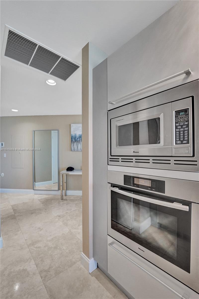 18201 Collins Ave 1401A, Sunny Isles Beach, Florida 33160, 2 Bedrooms Bedrooms, ,2 BathroomsBathrooms,Residential,For Sale,18201 Collins Ave 1401A,A11510263