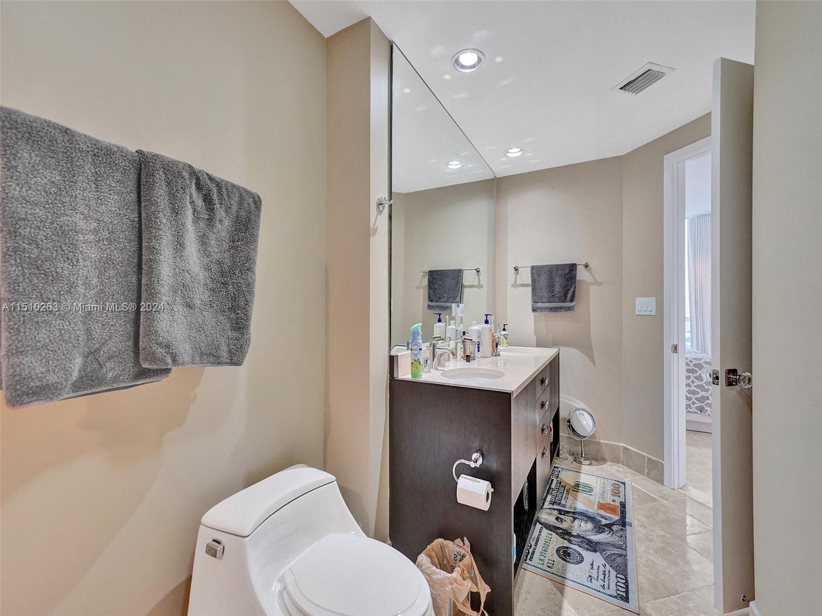 18201 Collins Ave 1401A, Sunny Isles Beach, Florida 33160, 2 Bedrooms Bedrooms, ,2 BathroomsBathrooms,Residential,For Sale,18201 Collins Ave 1401A,A11510263
