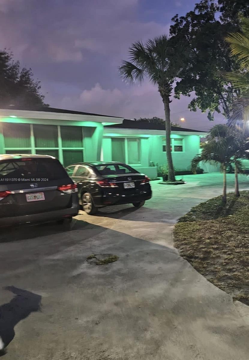 6019 SW 27th St, Miramar, Florida 33023, 4 Bedrooms Bedrooms, ,3 BathroomsBathrooms,Residential,For Sale,6019 SW 27th St,A11511370
