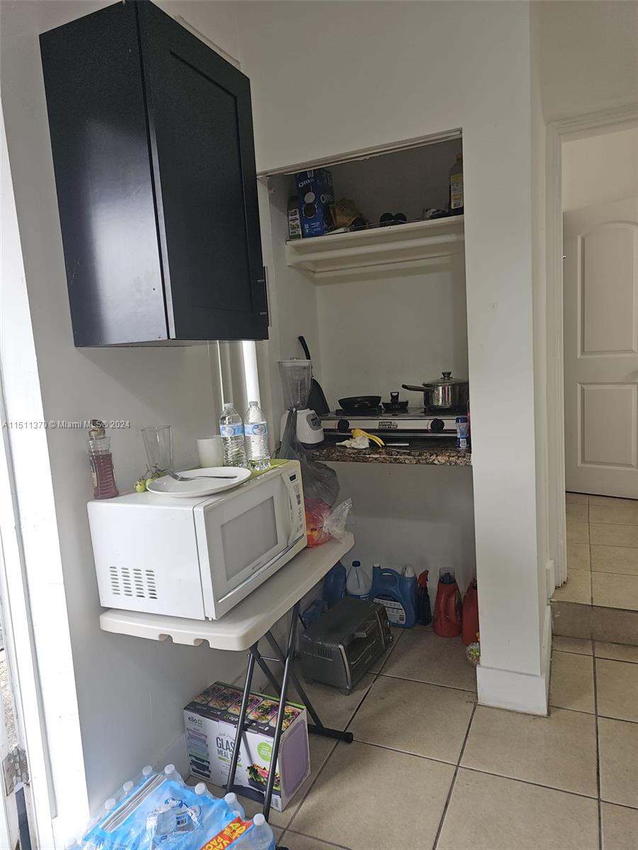 6019 SW 27th St, Miramar, Florida 33023, 4 Bedrooms Bedrooms, ,3 BathroomsBathrooms,Residential,For Sale,6019 SW 27th St,A11511370