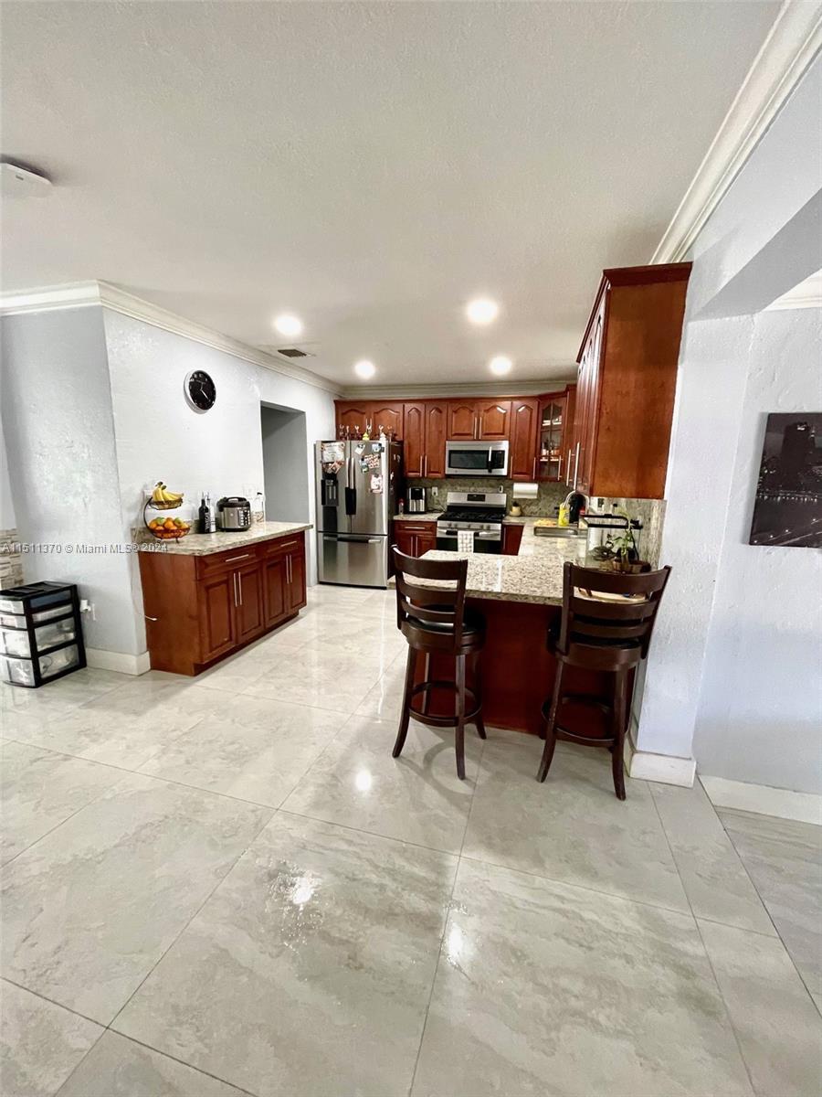 6019 SW 27th St, Miramar, Florida 33023, 4 Bedrooms Bedrooms, ,3 BathroomsBathrooms,Residential,For Sale,6019 SW 27th St,A11511370