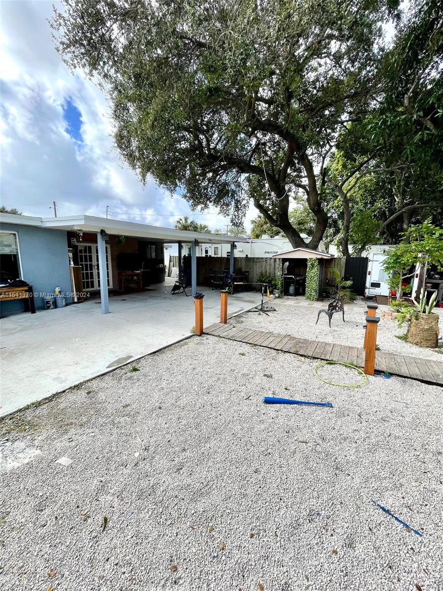 6019 SW 27th St, Miramar, Florida 33023, 4 Bedrooms Bedrooms, ,3 BathroomsBathrooms,Residential,For Sale,6019 SW 27th St,A11511370