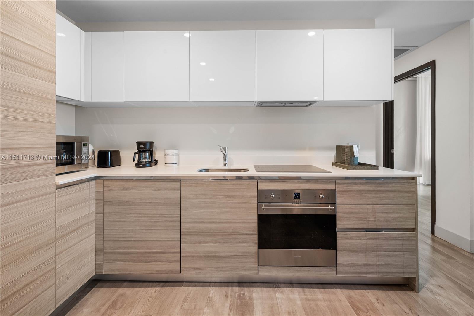 777 N Ocean Dr N207, Hollywood, Florida 33019, 1 Bedroom Bedrooms, ,1 BathroomBathrooms,Residential,For Sale,777 N Ocean Dr N207,A11511713