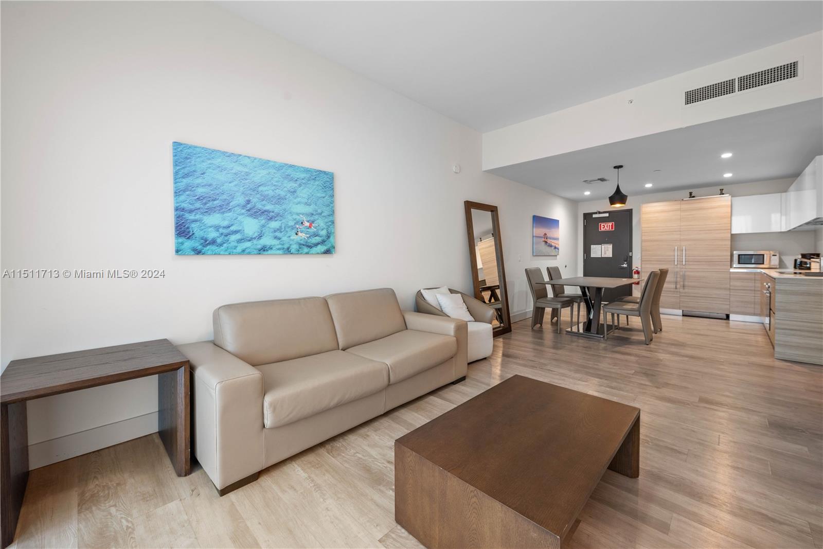777 N Ocean Dr N207, Hollywood, Florida 33019, 1 Bedroom Bedrooms, ,1 BathroomBathrooms,Residential,For Sale,777 N Ocean Dr N207,A11511713