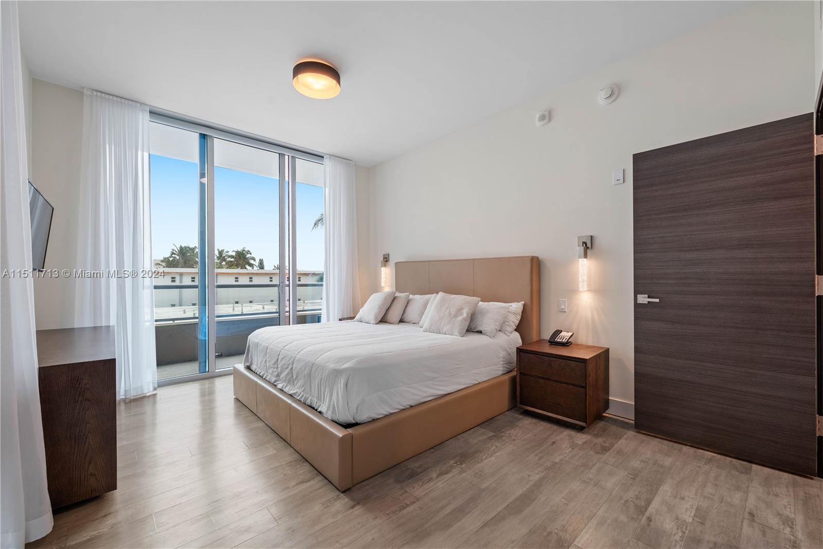 777 N Ocean Dr N207, Hollywood, Florida 33019, 1 Bedroom Bedrooms, ,1 BathroomBathrooms,Residential,For Sale,777 N Ocean Dr N207,A11511713