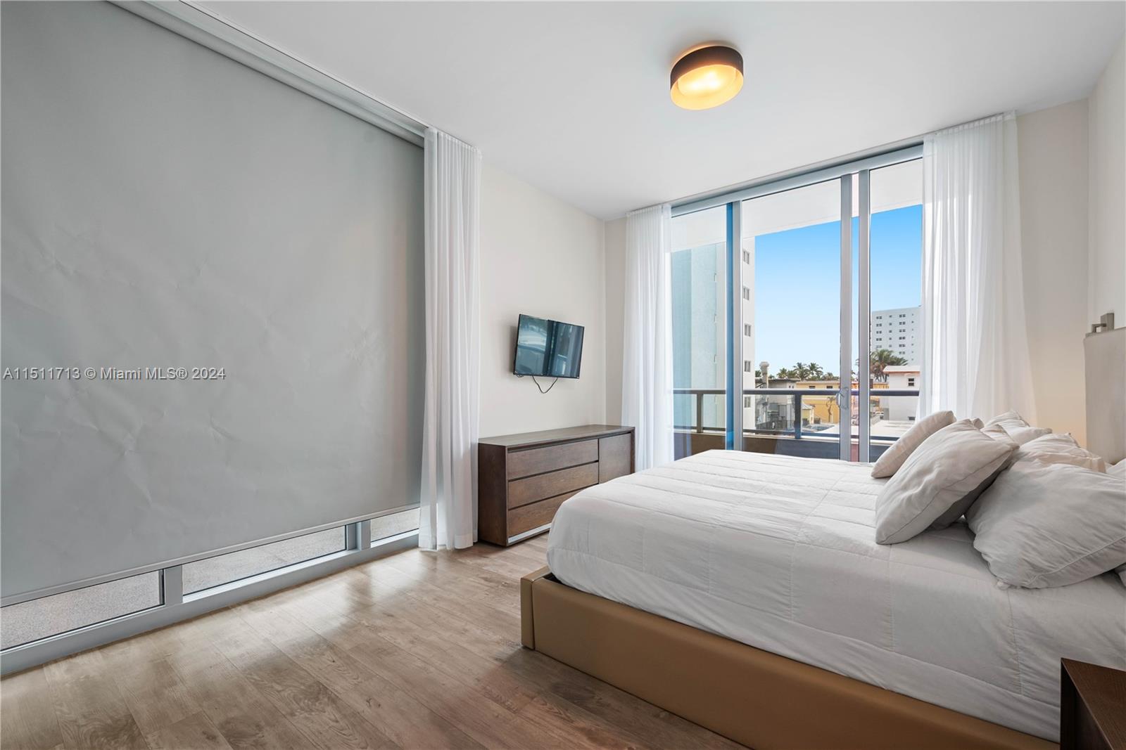 777 N Ocean Dr N207, Hollywood, Florida 33019, 1 Bedroom Bedrooms, ,1 BathroomBathrooms,Residential,For Sale,777 N Ocean Dr N207,A11511713