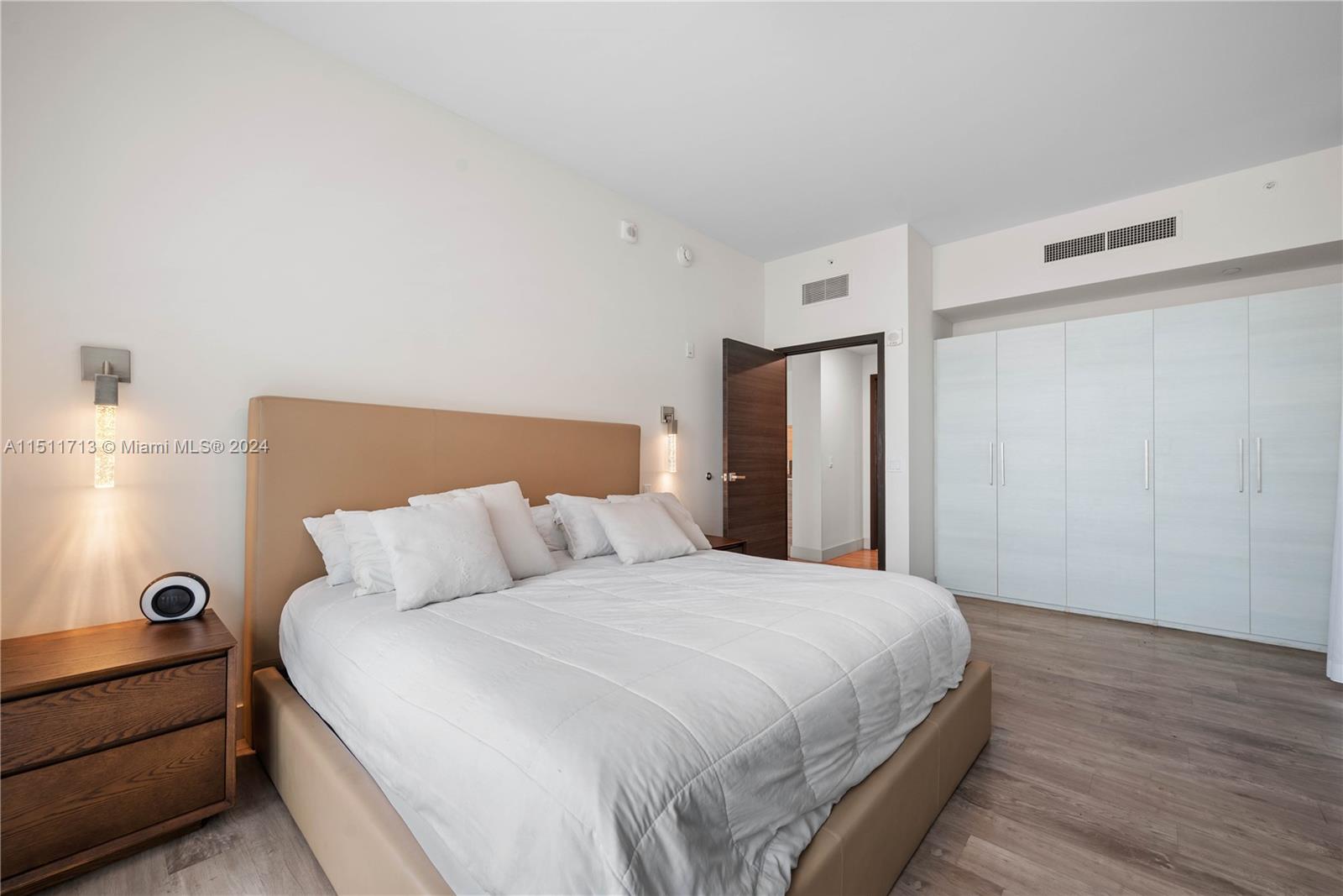 777 N Ocean Dr N207, Hollywood, Florida 33019, 1 Bedroom Bedrooms, ,1 BathroomBathrooms,Residential,For Sale,777 N Ocean Dr N207,A11511713