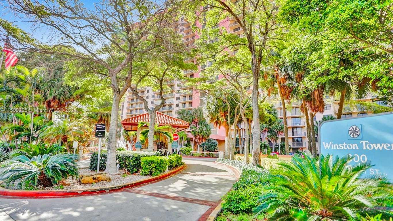 210 174th St 805, Sunny Isles Beach, Florida 33160, 3 Bedrooms Bedrooms, ,2 BathroomsBathrooms,Residential,For Sale,210 174th St 805,A11509225