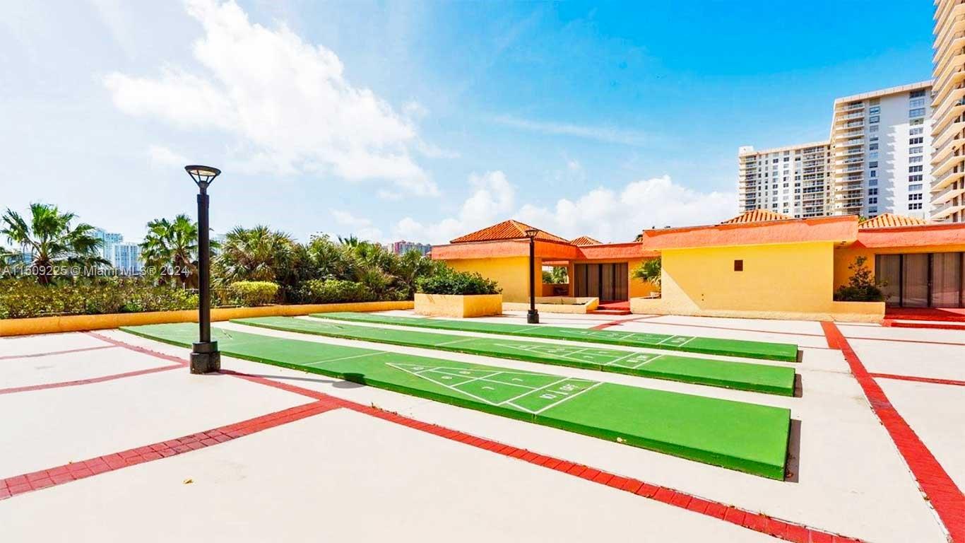 210 174th St 805, Sunny Isles Beach, Florida 33160, 3 Bedrooms Bedrooms, ,2 BathroomsBathrooms,Residential,For Sale,210 174th St 805,A11509225