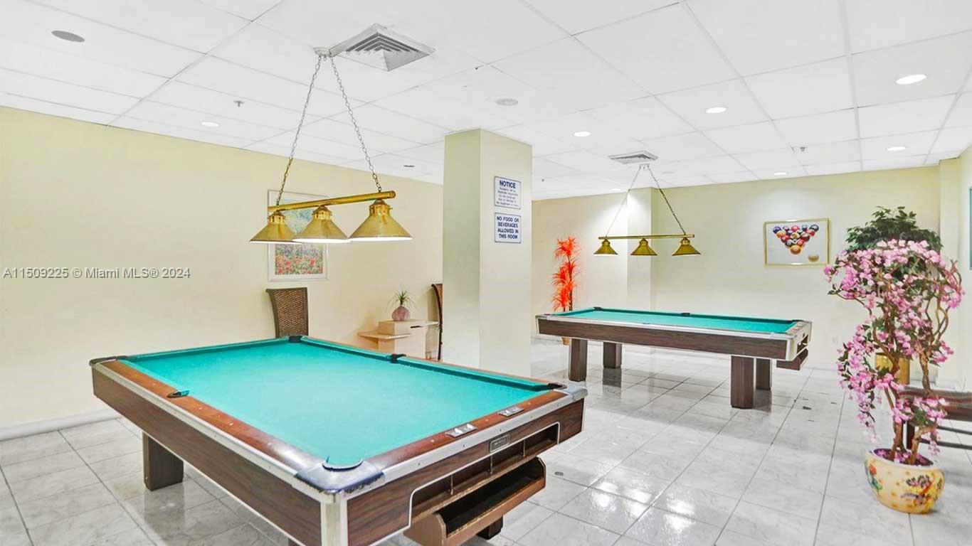 210 174th St 805, Sunny Isles Beach, Florida 33160, 3 Bedrooms Bedrooms, ,2 BathroomsBathrooms,Residential,For Sale,210 174th St 805,A11509225
