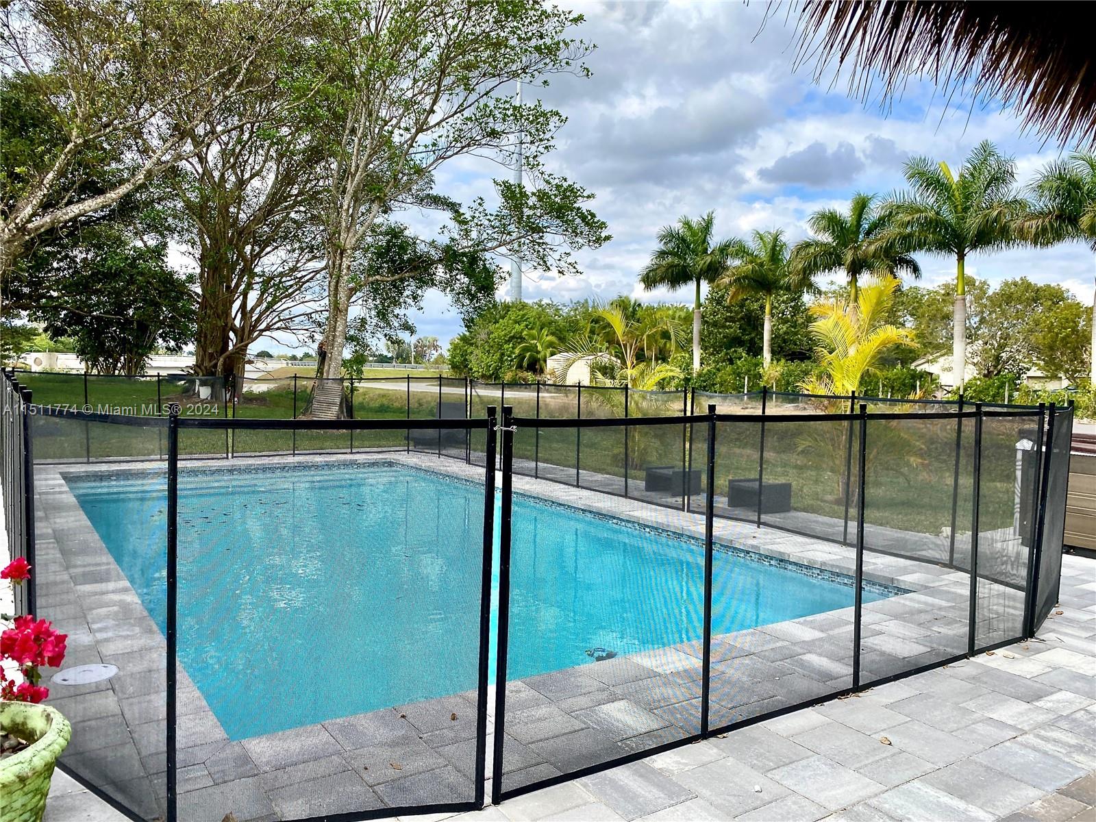 Homestead, Florida 33031, 5 Bedrooms Bedrooms, ,3 BathroomsBathrooms,Residential,For Sale,A11511774