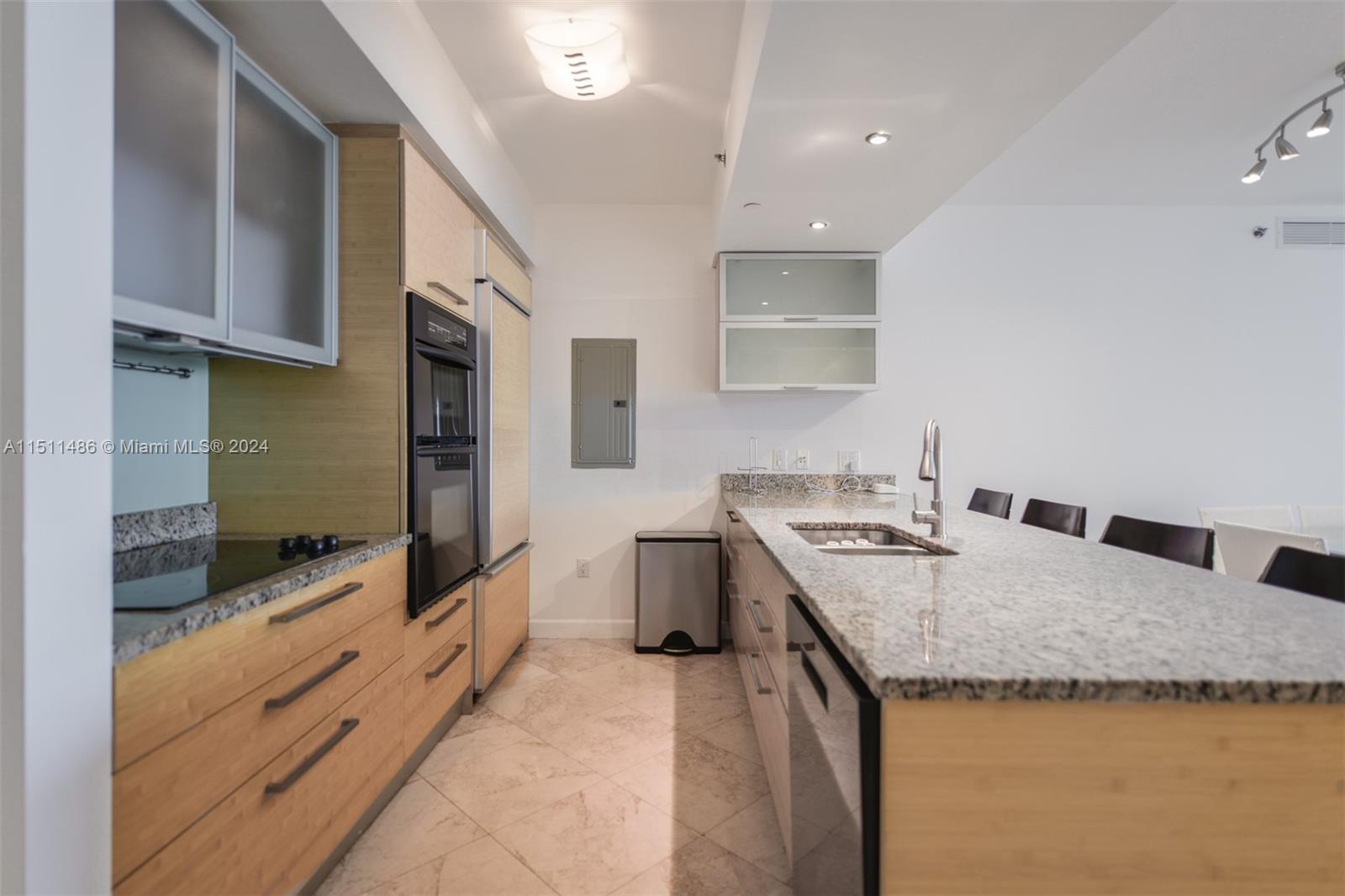 1830 S Ocean Dr 3303, Hallandale Beach, Florida 33009, 2 Bedrooms Bedrooms, ,3 BathroomsBathrooms,Residentiallease,For Rent,1830 S Ocean Dr 3303,A11511486