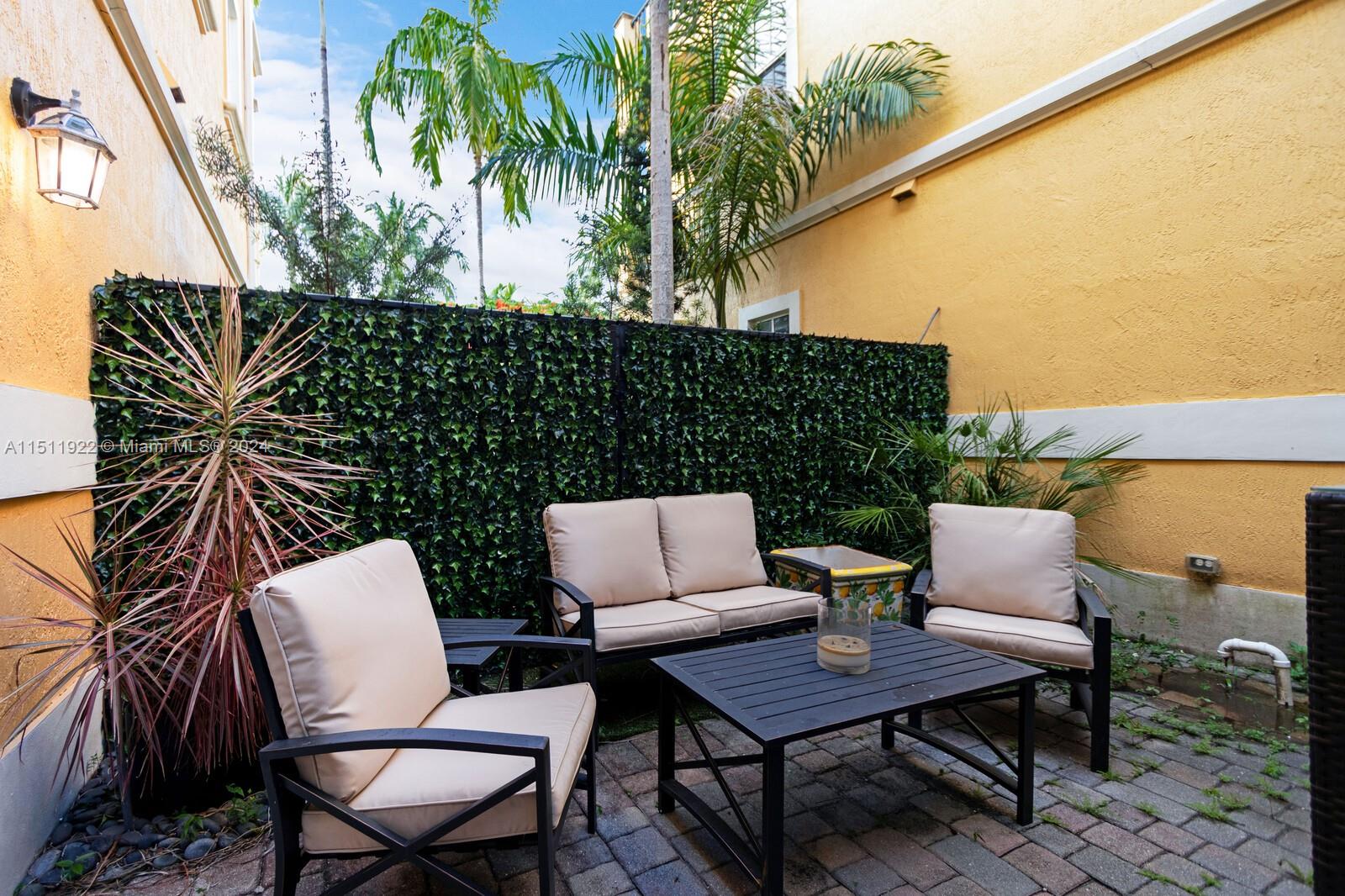 852 NE 16th Ave 852, Fort Lauderdale, Florida 33304, 3 Bedrooms Bedrooms, ,3 BathroomsBathrooms,Residential,For Sale,852 NE 16th Ave 852,A11511922