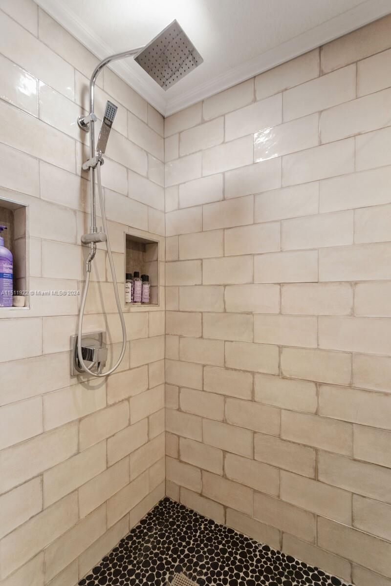 852 NE 16th Ave 852, Fort Lauderdale, Florida 33304, 3 Bedrooms Bedrooms, ,3 BathroomsBathrooms,Residential,For Sale,852 NE 16th Ave 852,A11511922