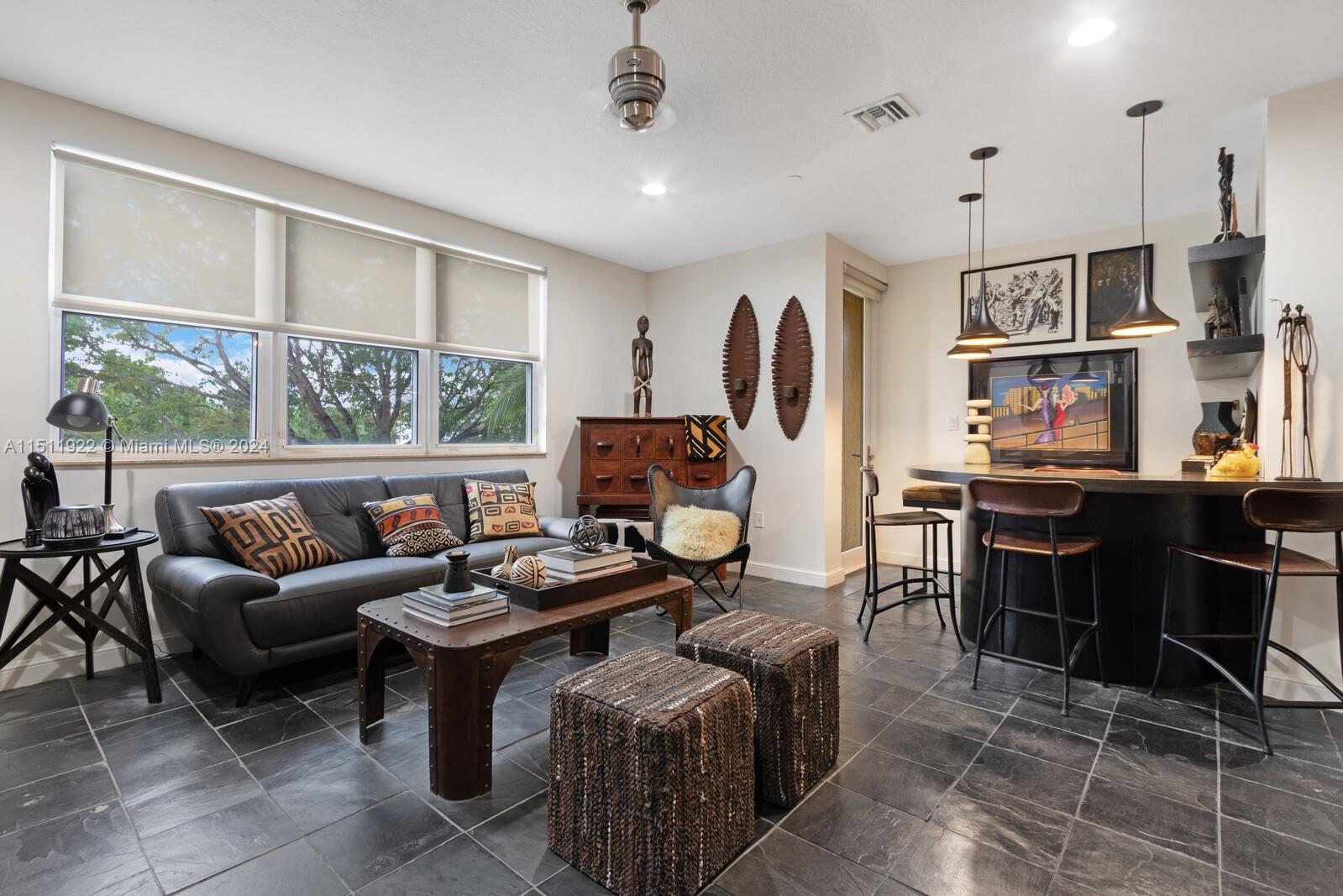 852 NE 16th Ave 852, Fort Lauderdale, Florida 33304, 3 Bedrooms Bedrooms, ,3 BathroomsBathrooms,Residential,For Sale,852 NE 16th Ave 852,A11511922