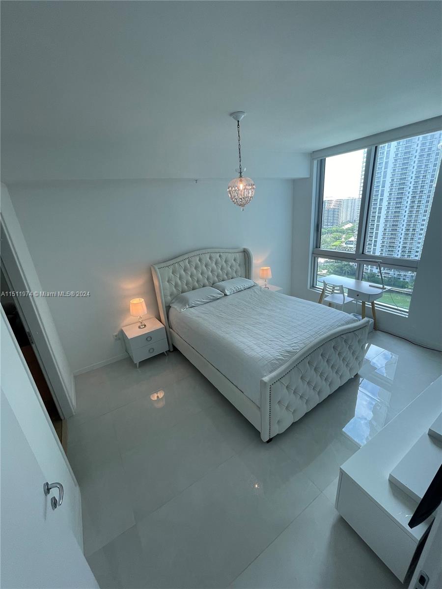 300 S Biscayne Blvd T-1804, Miami, Florida 33131, 2 Bedrooms Bedrooms, ,2 BathroomsBathrooms,Residentiallease,For Rent,300 S Biscayne Blvd T-1804,A11511974