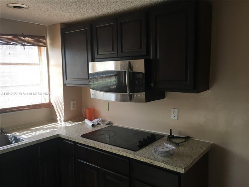 4141 NW 21st St 102, Lauderhill, Florida 33313, 1 Bedroom Bedrooms, ,1 BathroomBathrooms,Residential,For Sale,4141 NW 21st St 102,A11512069