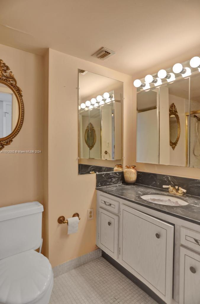 18051 Biscayne Blvd 304, Aventura, Florida 33160, 2 Bedrooms Bedrooms, ,2 BathroomsBathrooms,Residentiallease,For Rent,18051 Biscayne Blvd 304,A11512092