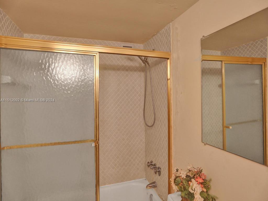 18051 Biscayne Blvd 304, Aventura, Florida 33160, 2 Bedrooms Bedrooms, ,2 BathroomsBathrooms,Residentiallease,For Rent,18051 Biscayne Blvd 304,A11512092