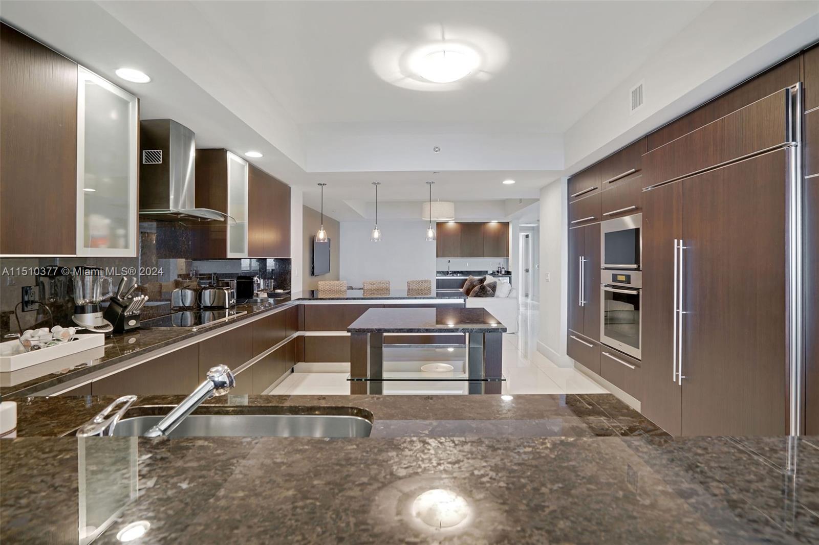 2711 S Ocean Dr 2803, Hollywood, Florida 33019, 3 Bedrooms Bedrooms, ,3 BathroomsBathrooms,Residential,For Sale,2711 S Ocean Dr 2803,A11510377