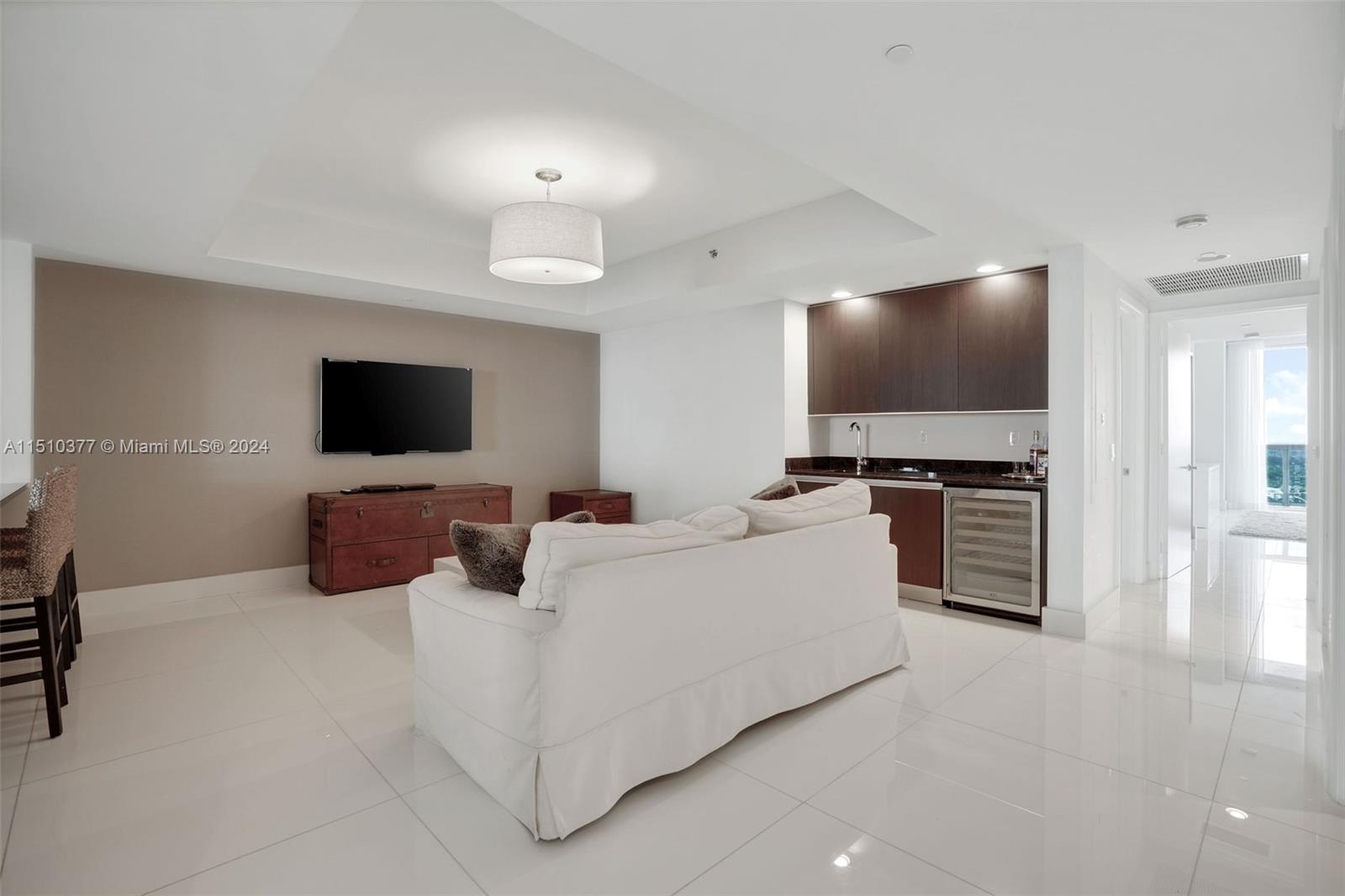 2711 S Ocean Dr 2803, Hollywood, Florida 33019, 3 Bedrooms Bedrooms, ,3 BathroomsBathrooms,Residential,For Sale,2711 S Ocean Dr 2803,A11510377