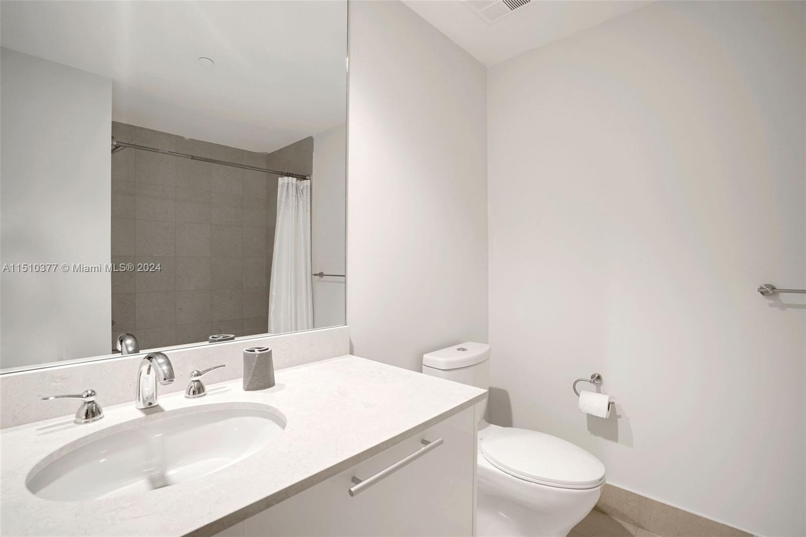 2711 S Ocean Dr 2803, Hollywood, Florida 33019, 3 Bedrooms Bedrooms, ,3 BathroomsBathrooms,Residential,For Sale,2711 S Ocean Dr 2803,A11510377