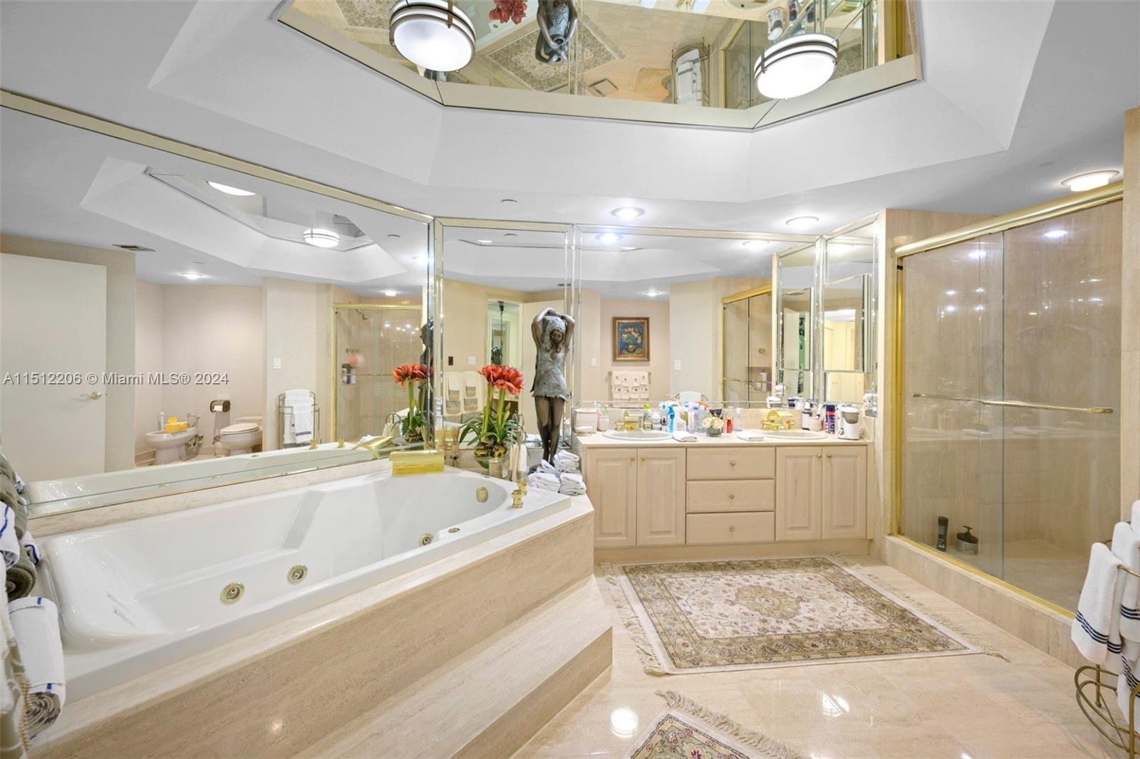 4000 Island Blvd 1901, Aventura, Florida 33160, 3 Bedrooms Bedrooms, ,3 BathroomsBathrooms,Residential,For Sale,4000 Island Blvd 1901,A11512206
