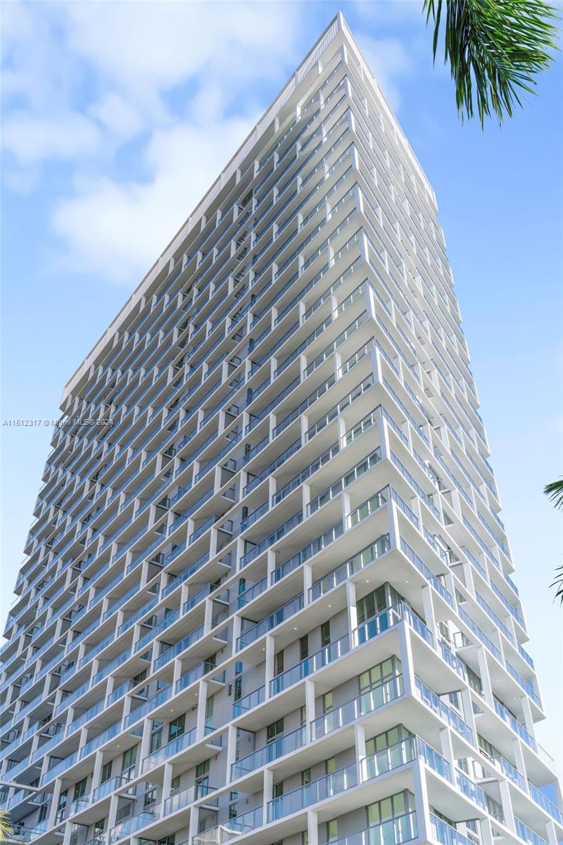 2000 Metropica Way PH08, Sunrise, Florida 33323, 3 Bedrooms Bedrooms, ,3 BathroomsBathrooms,Residential,For Sale,2000 Metropica Way PH08,A11512317