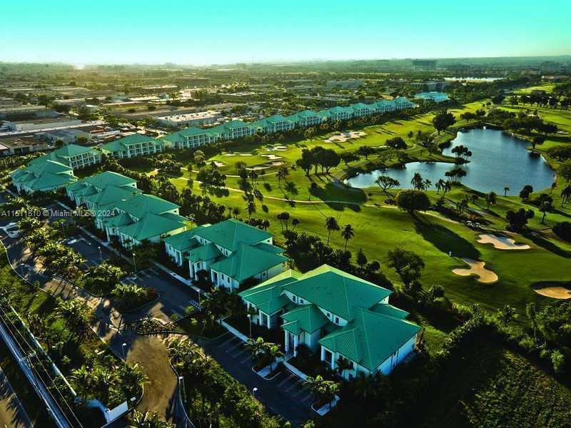 5300 NW 87th Ave 816, Doral, Florida 33178, 1 Bedroom Bedrooms, ,2 BathroomsBathrooms,Residential,For Sale,5300 NW 87th Ave 816,A11511510