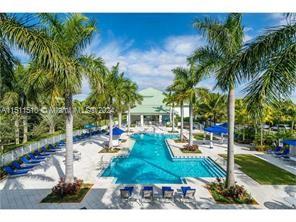 5300 NW 87th Ave 816, Doral, Florida 33178, 1 Bedroom Bedrooms, ,2 BathroomsBathrooms,Residential,For Sale,5300 NW 87th Ave 816,A11511510