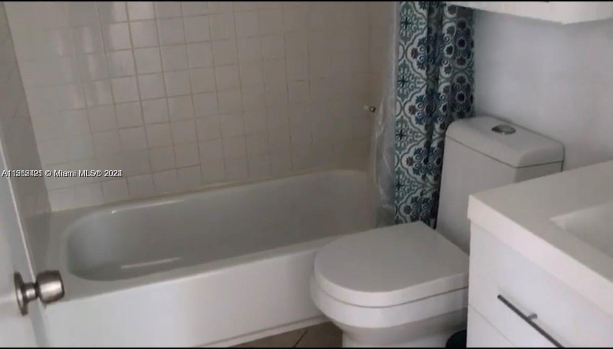 1008 Jefferson Ave 303, Miami Beach, Florida 33139, 2 Bedrooms Bedrooms, ,1 BathroomBathrooms,Residential,For Sale,1008 Jefferson Ave 303,A11512421