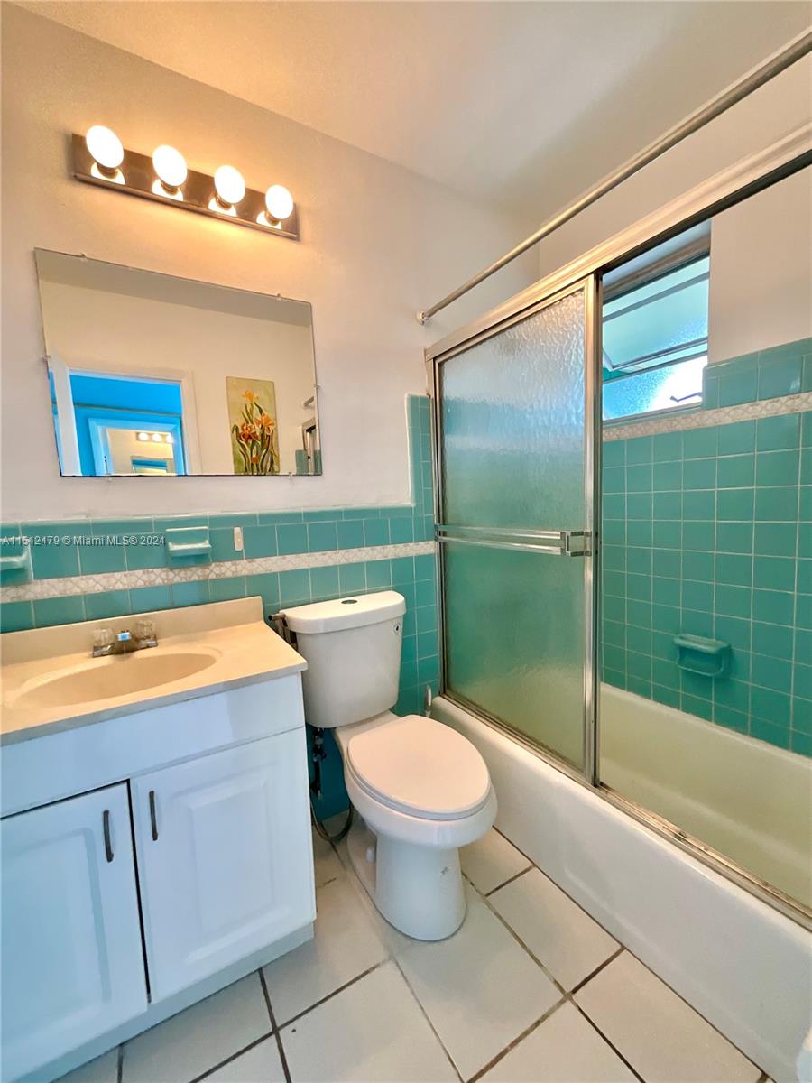 1395 NE 167th St 304, Miami, Florida 33162, 1 Bedroom Bedrooms, ,1 BathroomBathrooms,Residential,For Sale,1395 NE 167th St 304,A11512479