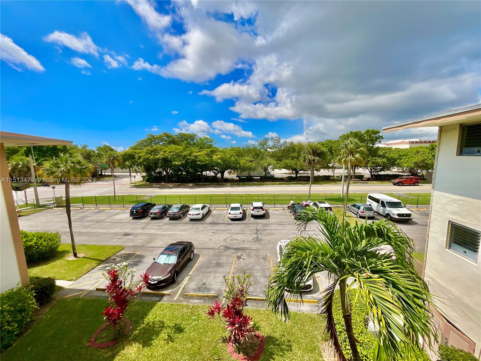 1395 NE 167th St 304, Miami, Florida 33162, 1 Bedroom Bedrooms, ,1 BathroomBathrooms,Residential,For Sale,1395 NE 167th St 304,A11512479