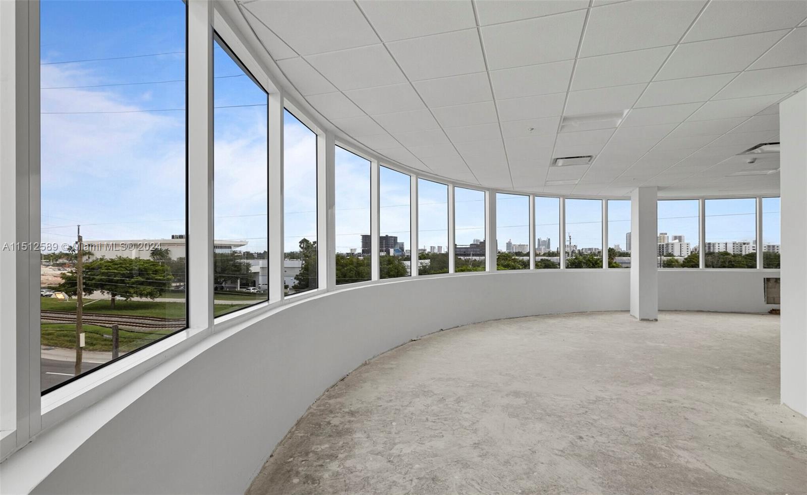 500 N Dixie Hwy, Hollywood, Florida 33009, ,Commerciallease,For Rent,500 N Dixie Hwy,A11512589